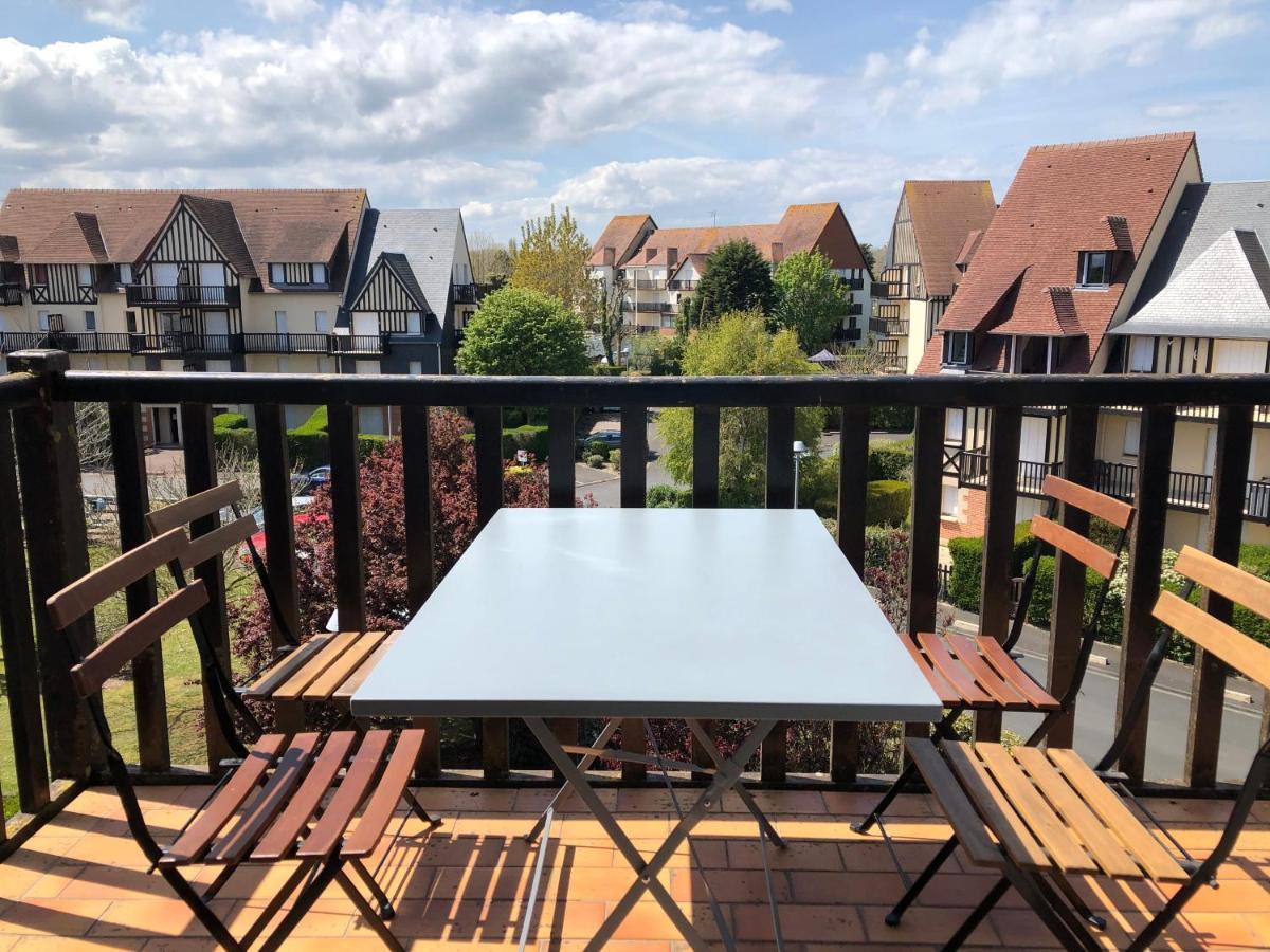 Le Petit Navire - Acces Direct Plage Cabourg Zewnętrze zdjęcie